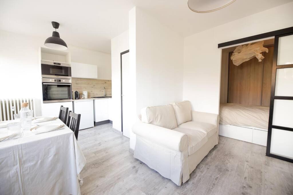• Au Cosy Dome. • Apartment โรยาต์ ภายนอก รูปภาพ